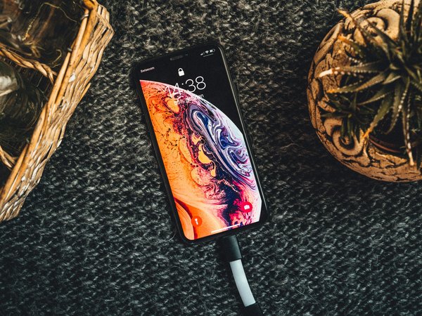 Comment configurer un rappel de consommation d'eau sur un iPhone XS pour rester hydraté ?